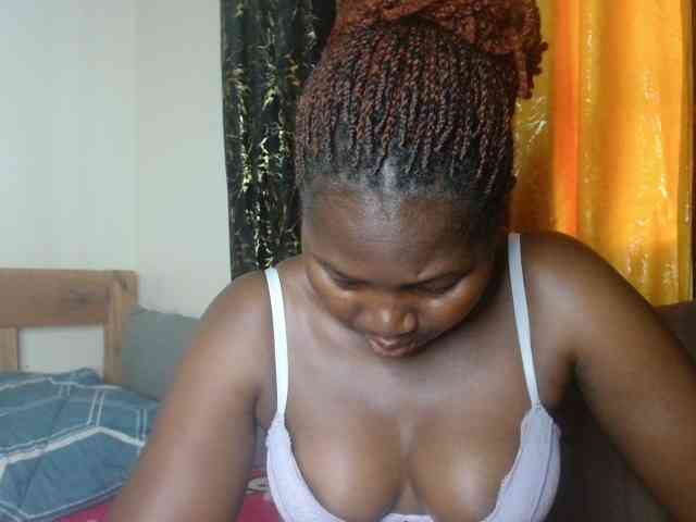 Sexxy-pretty24 webcam