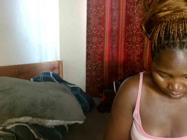 Sexxy-pretty24 webcam