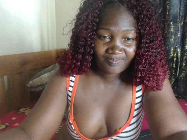 Sexxy-pretty24 webcam