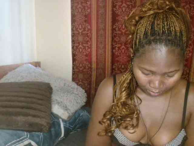 Sexxy-pretty24 webcam