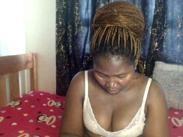 Sexxy-pretty24 webcam