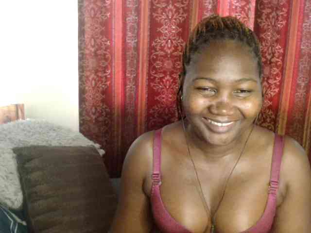 Sexxy-pretty24 webcam