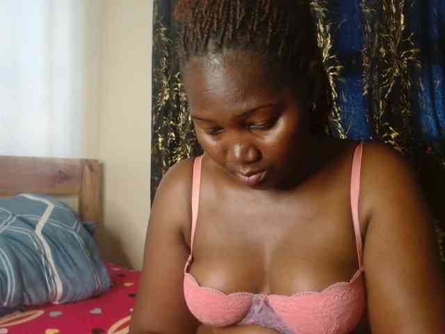 Sexxy-pretty24 webcam