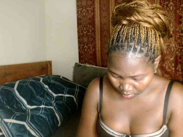 Sexxy-pretty24 webcam