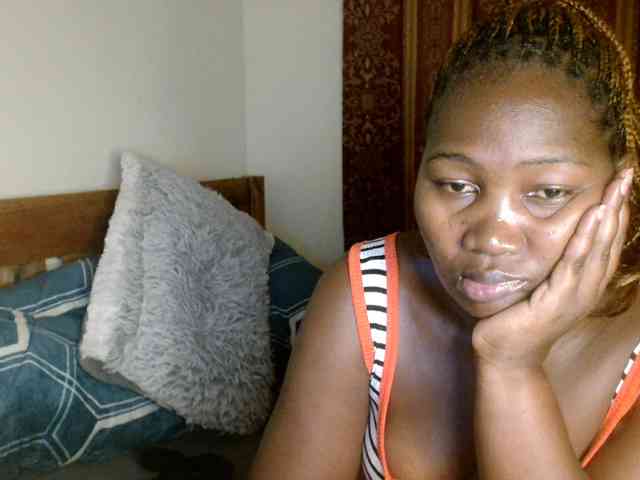 Sexxy-pretty24 webcam
