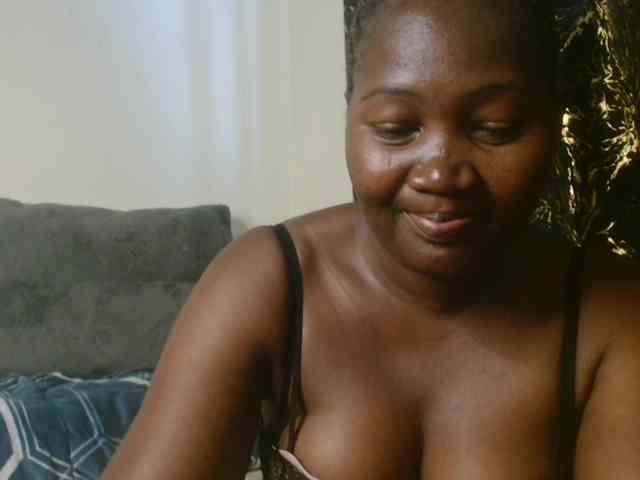 Sexxy-pretty24 webcam