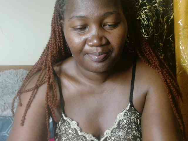 Sexxy-pretty24 webcam