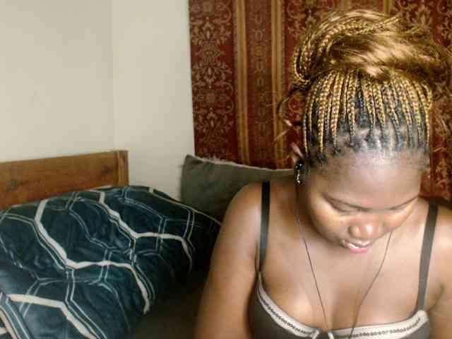 Sexxy-pretty24 webcam
