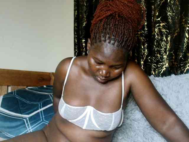 Sexxy-pretty24 webcam