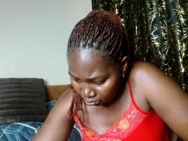 Sexxy-pretty24 webcam