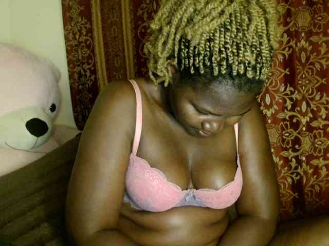 Sexxy-pretty24 webcam