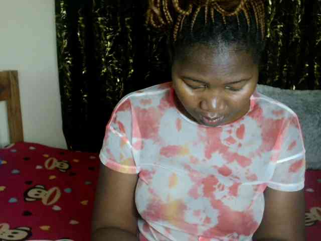 Sexxy-pretty24 webcam