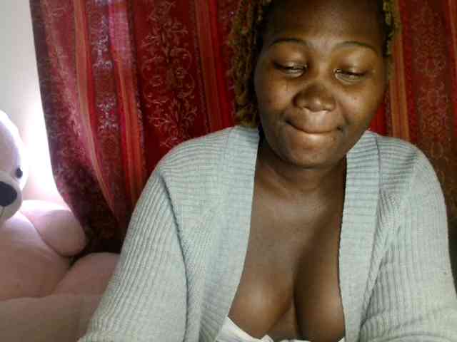 Sexxy-pretty24 webcam