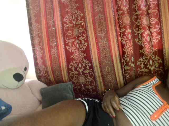Sexxy-pretty24 webcam