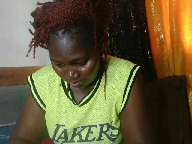 Sexxy-pretty24 webcam