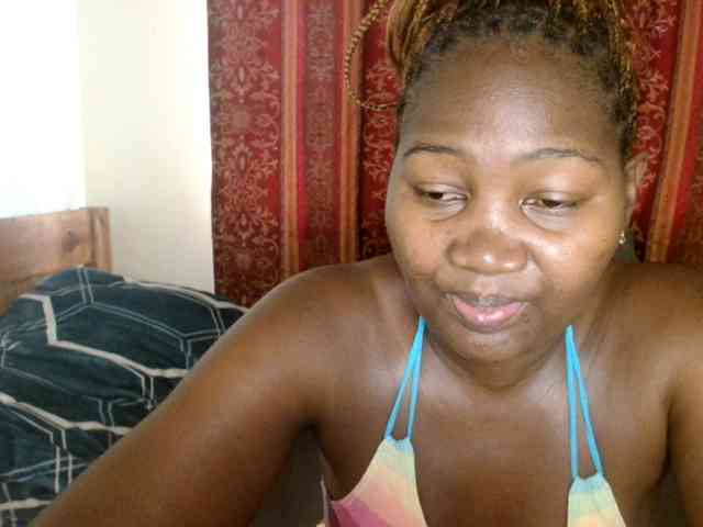 Sexxy-pretty24 webcam