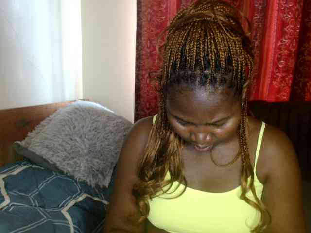 Sexxy-pretty24 webcam