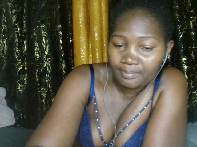 Sexxy-pretty24 webcam