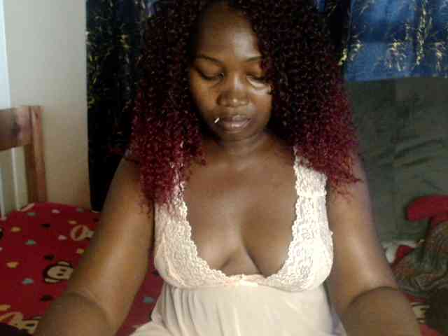 Sexxy-pretty24 webcam