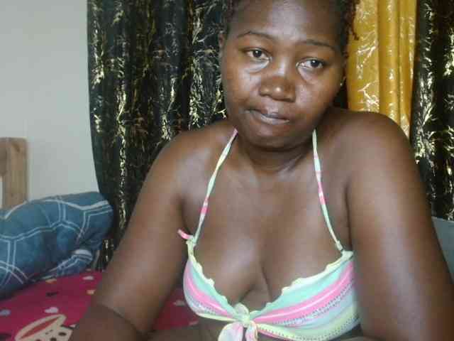 Sexxy-pretty24 webcam