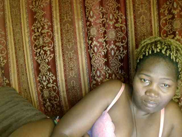 Sexxy-pretty24 webcam