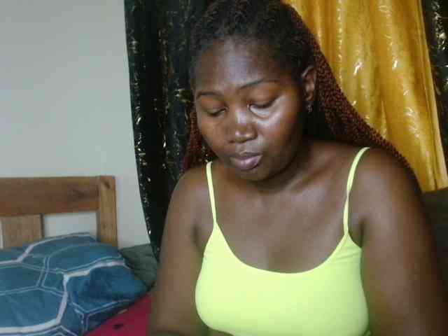 Sexxy-pretty24 webcam