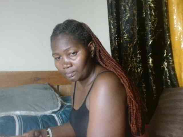 Sexxy-pretty24 webcam