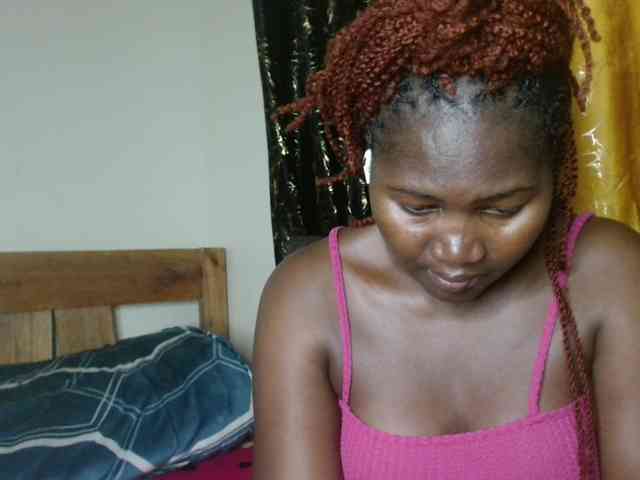 Sexxy-pretty24 webcam