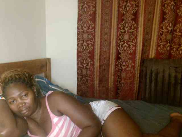 Sexxy-pretty24 webcam