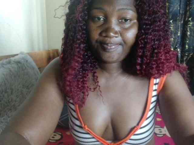 Sexxy-pretty24 webcam