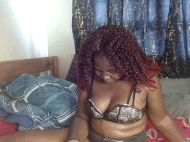 Sexxy-pretty24 webcam