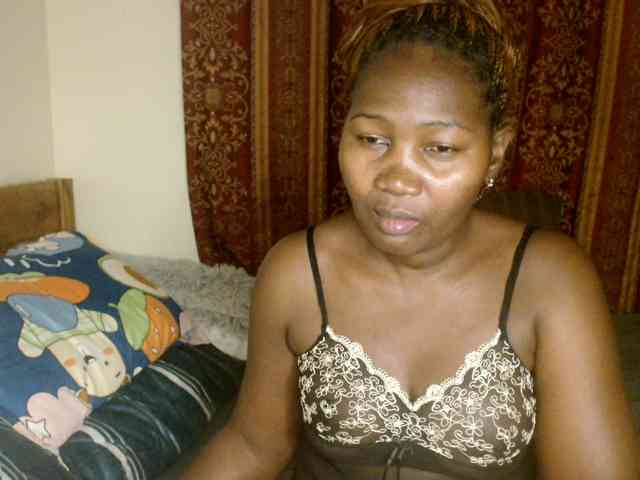 Sexxy-pretty24 webcam
