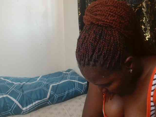 Sexxy-pretty24 webcam