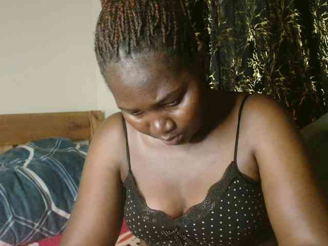 Sexxy-pretty24 webcam