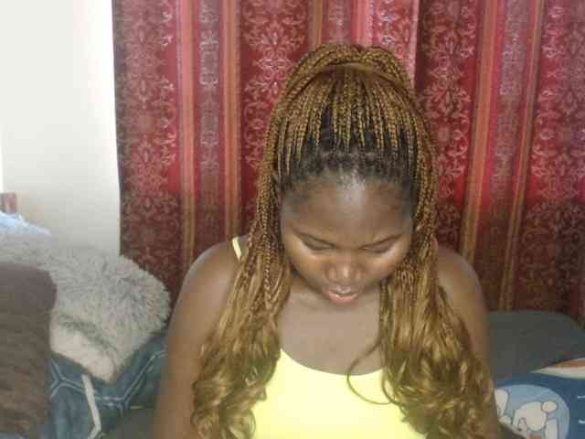 Sexxy-pretty24 webcam