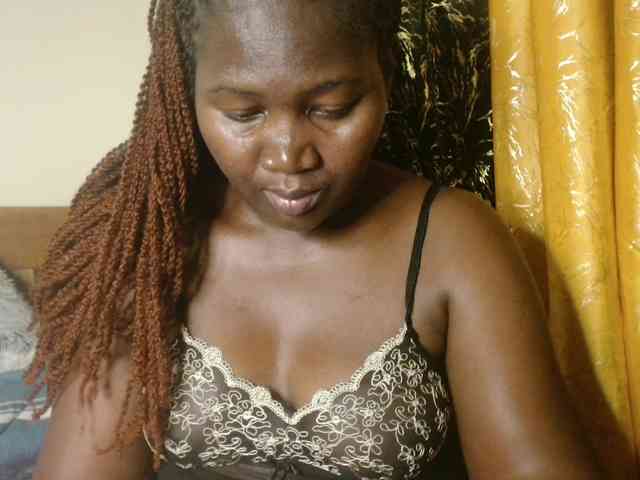 Sexxy-pretty24 webcam