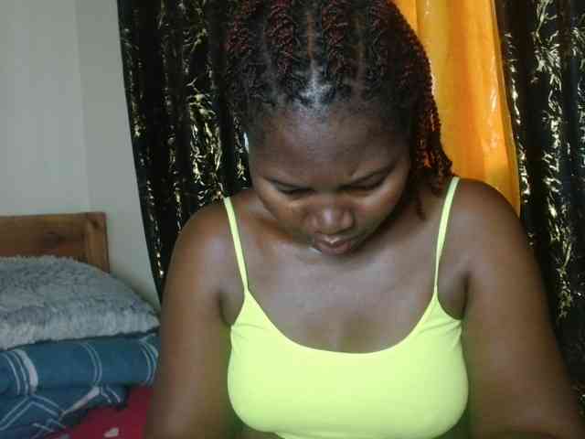 Sexxy-pretty24 webcam