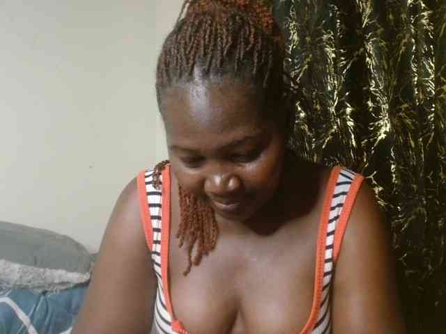 Sexxy-pretty24 webcam