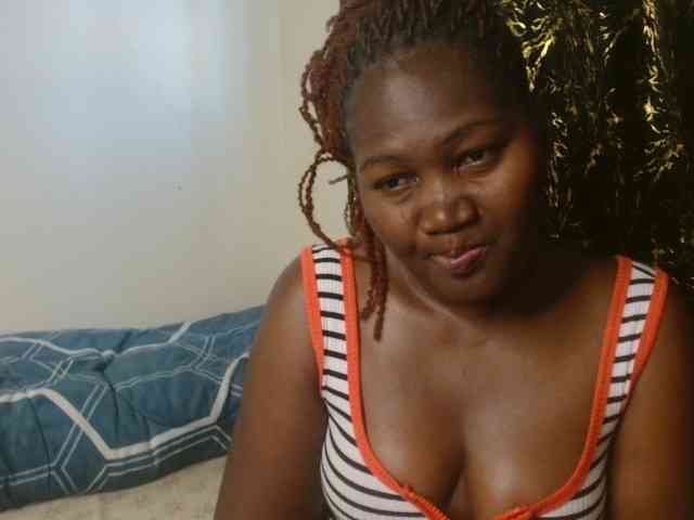 Sexxy-pretty24 webcam