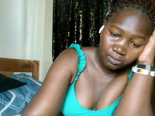 Sexxy-pretty24 webcam