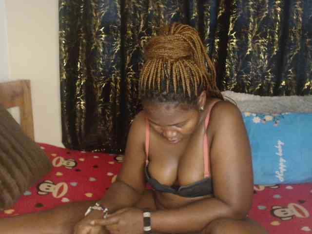 Sexxy-pretty24 webcam