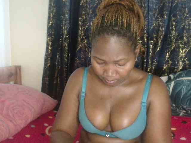 Sexxy-pretty24 webcam