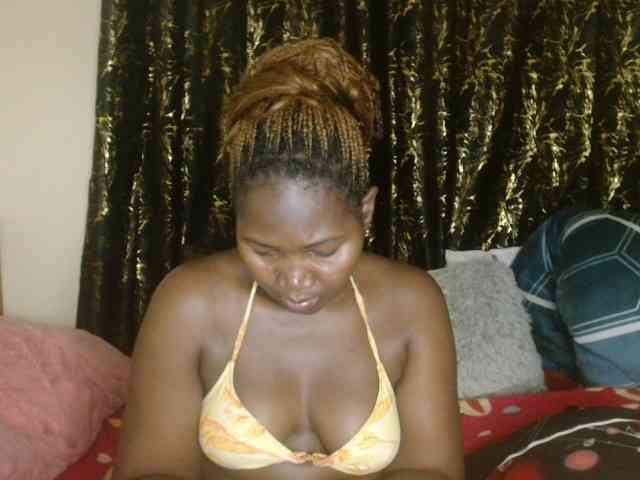 Sexxy-pretty24 webcam