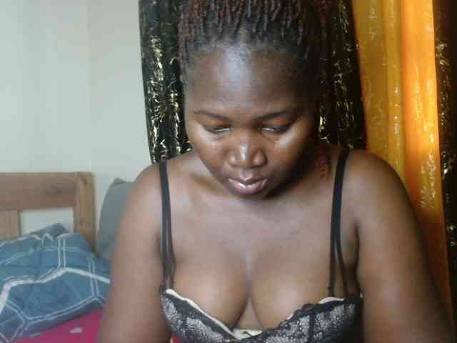 Sexxy-pretty24 webcam