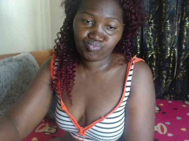 Sexxy-pretty24 webcam