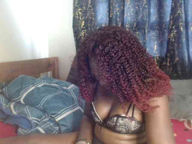 Sexxy-pretty24 webcam