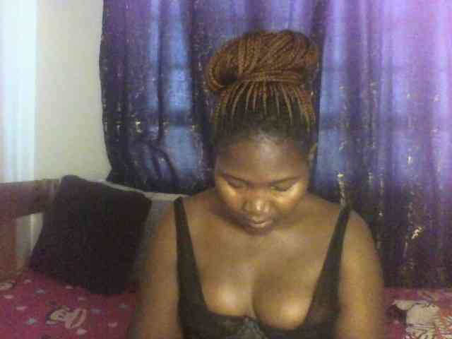 Sexxy-pretty24 webcam