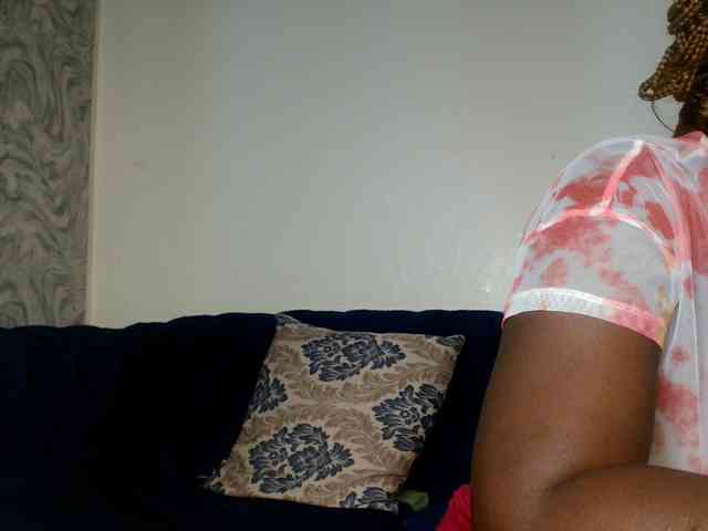 Sexxy-pretty24 webcam