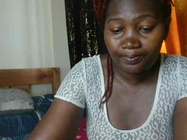 Sexxy-pretty24 webcam