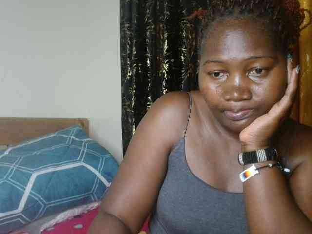 Sexxy-pretty24 webcam